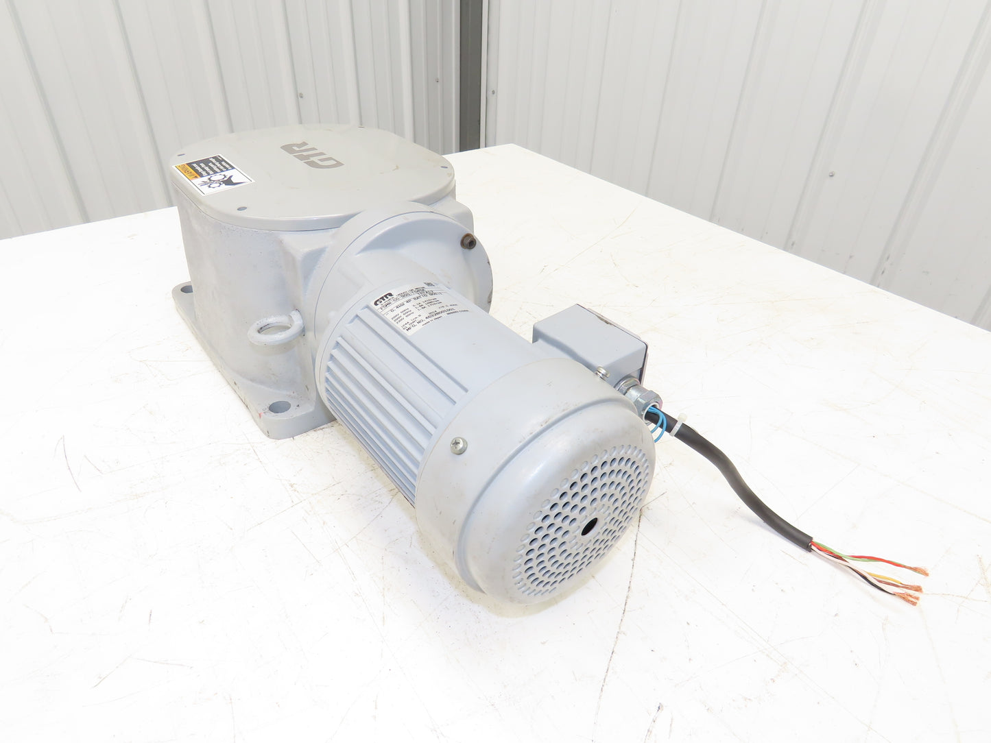 Nissei GTR FSMN-55-900-T040A Gear Motor 900:1 /1.9rpm .4kw 220V 3PH Hollow Shaft