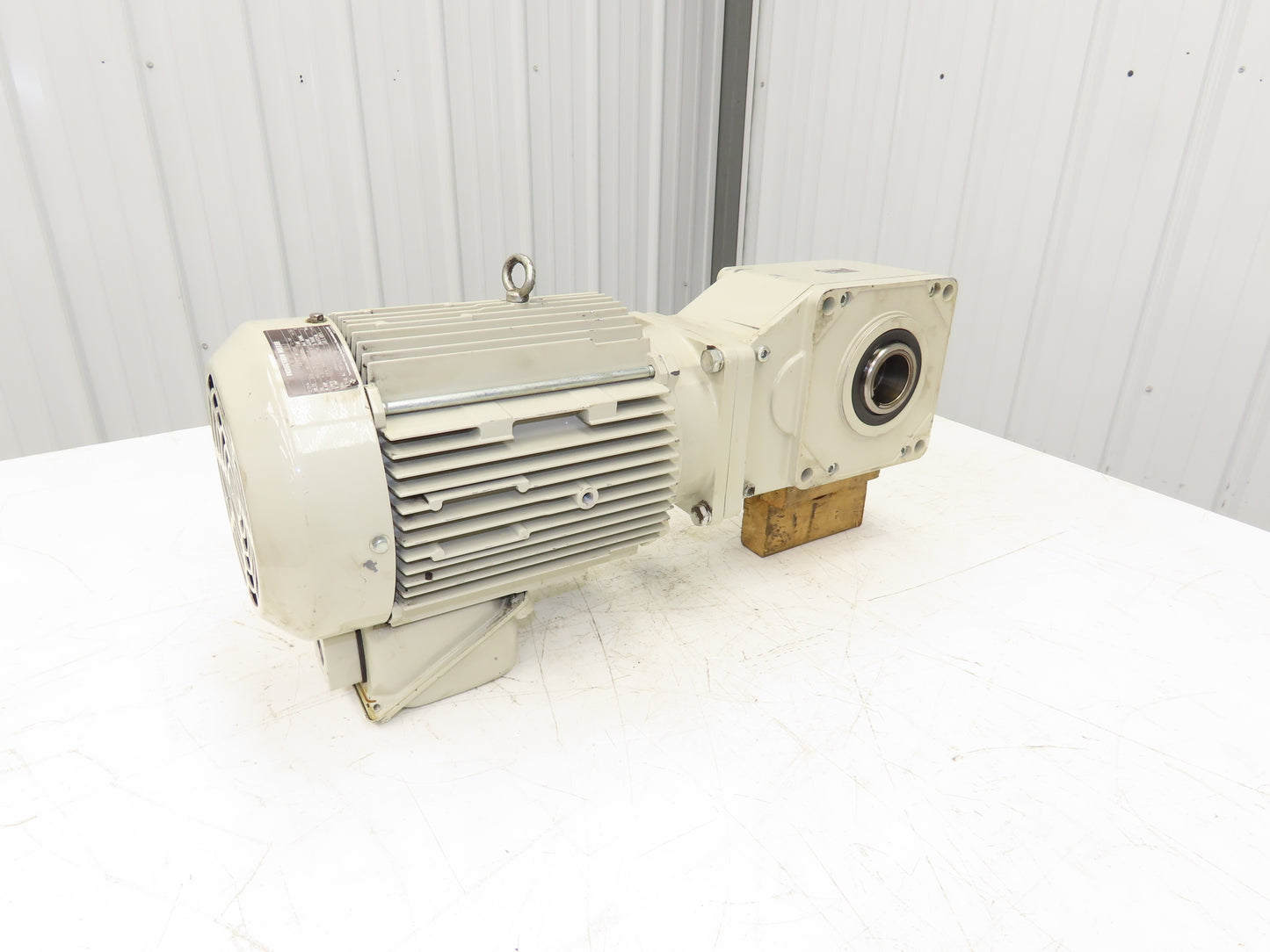 Sumitomo RNYM3-1521-AV-10 Hyponic Drive Gearmotor 10:1/175rpm 2.2kw 230V 3PH