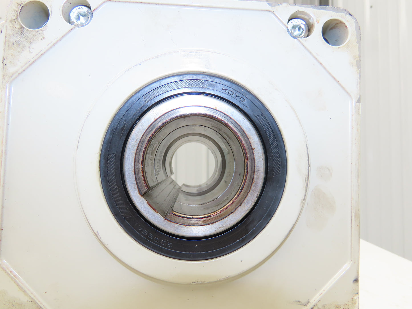 Sumitomo RNYM3-1521-AV-10 Hyponic Drive Gearmotor 10:1/175rpm 2.2kw 230V 3PH