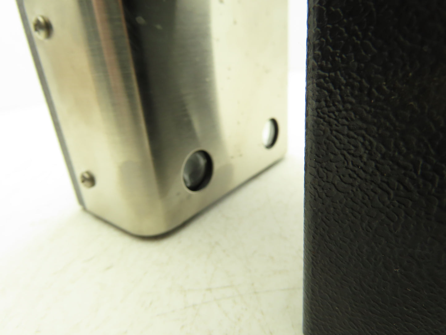 Rilco R-3300-R Photoelectric Laser Proximity Sensor Right Side Mounting Bracket