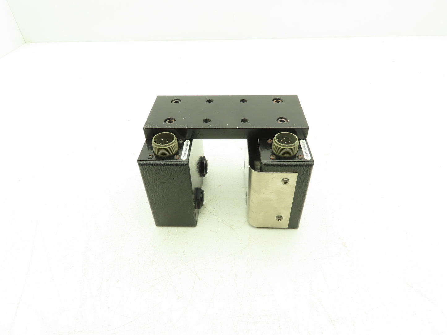 Rilco R-3300-R Photoelectric Laser Proximity Sensor Right Side Mounting Bracket