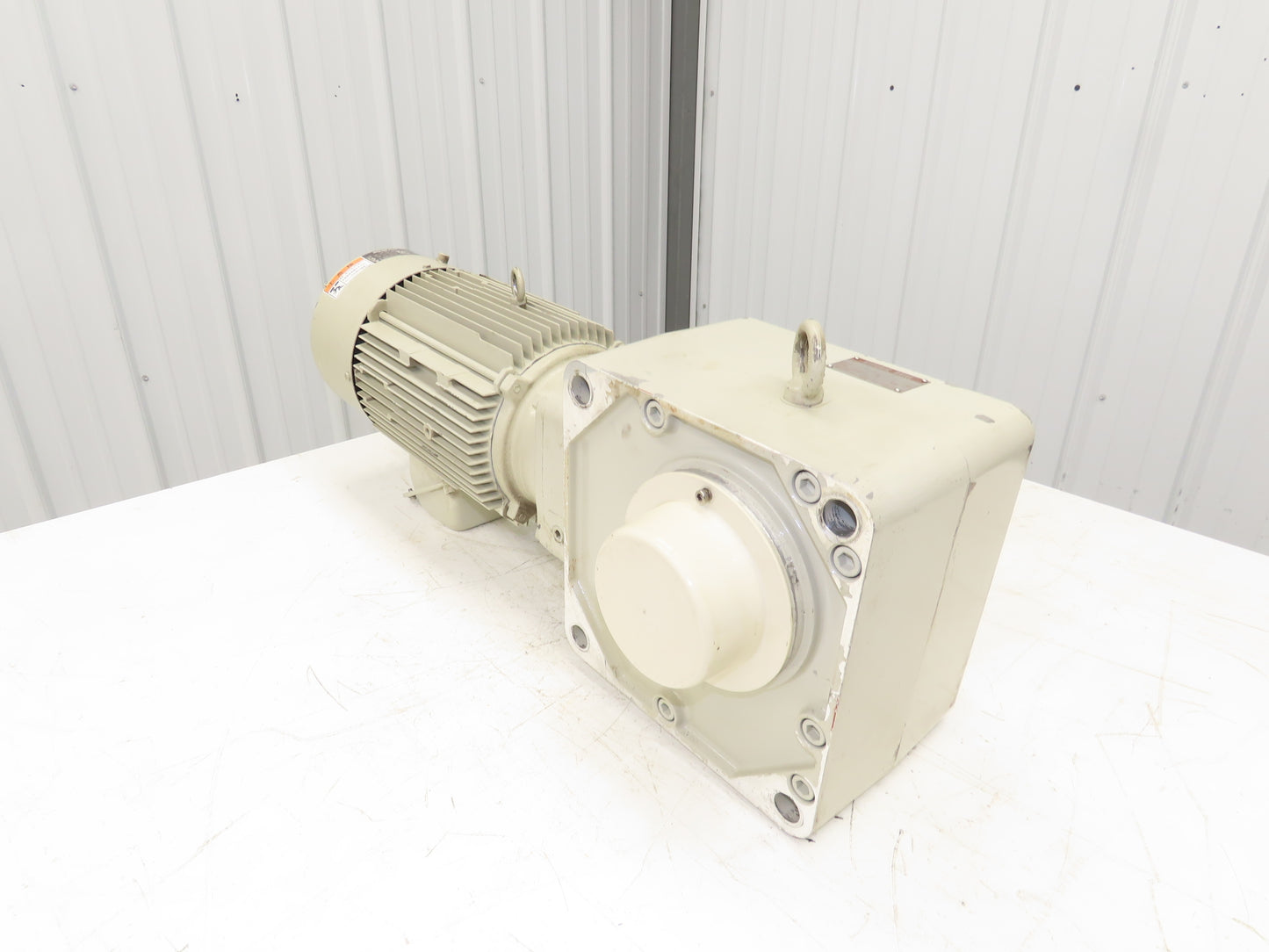 Sumitomo RNYM5-1633-AV-B-30 Hyponic Drive Gearmotor 30:1/58rpm 3.7kw 230V 3PH