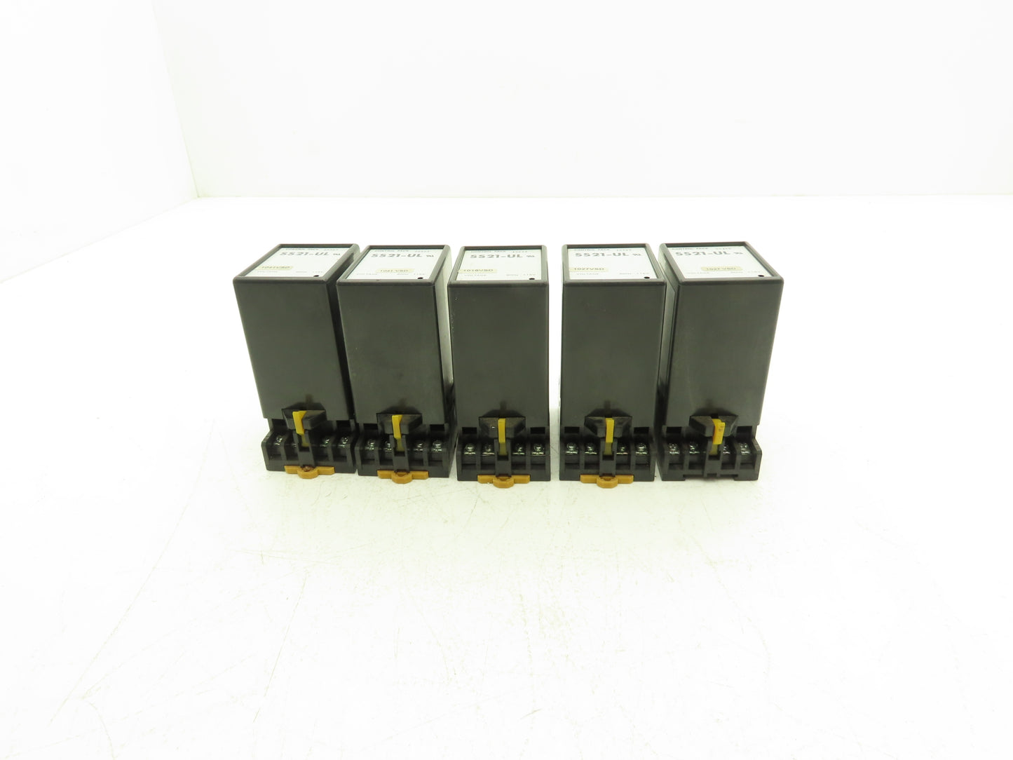 Oriental Motor SS21-UL Electronic Motor Control Pack Relay Socket 115V Lot of 5