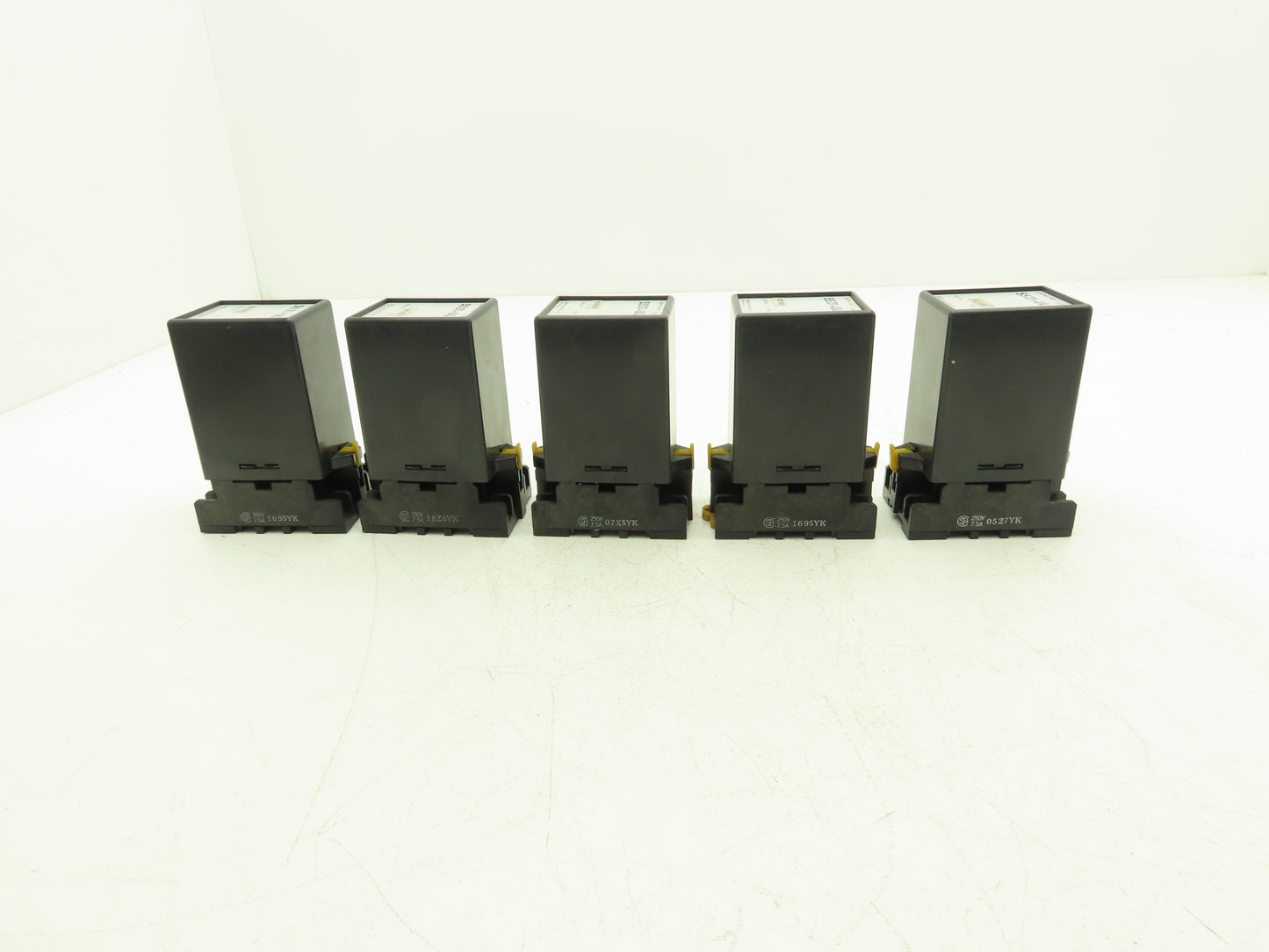 Oriental Motor SS21-UL Electronic Motor Control Pack Relay Socket 115V Lot of 5