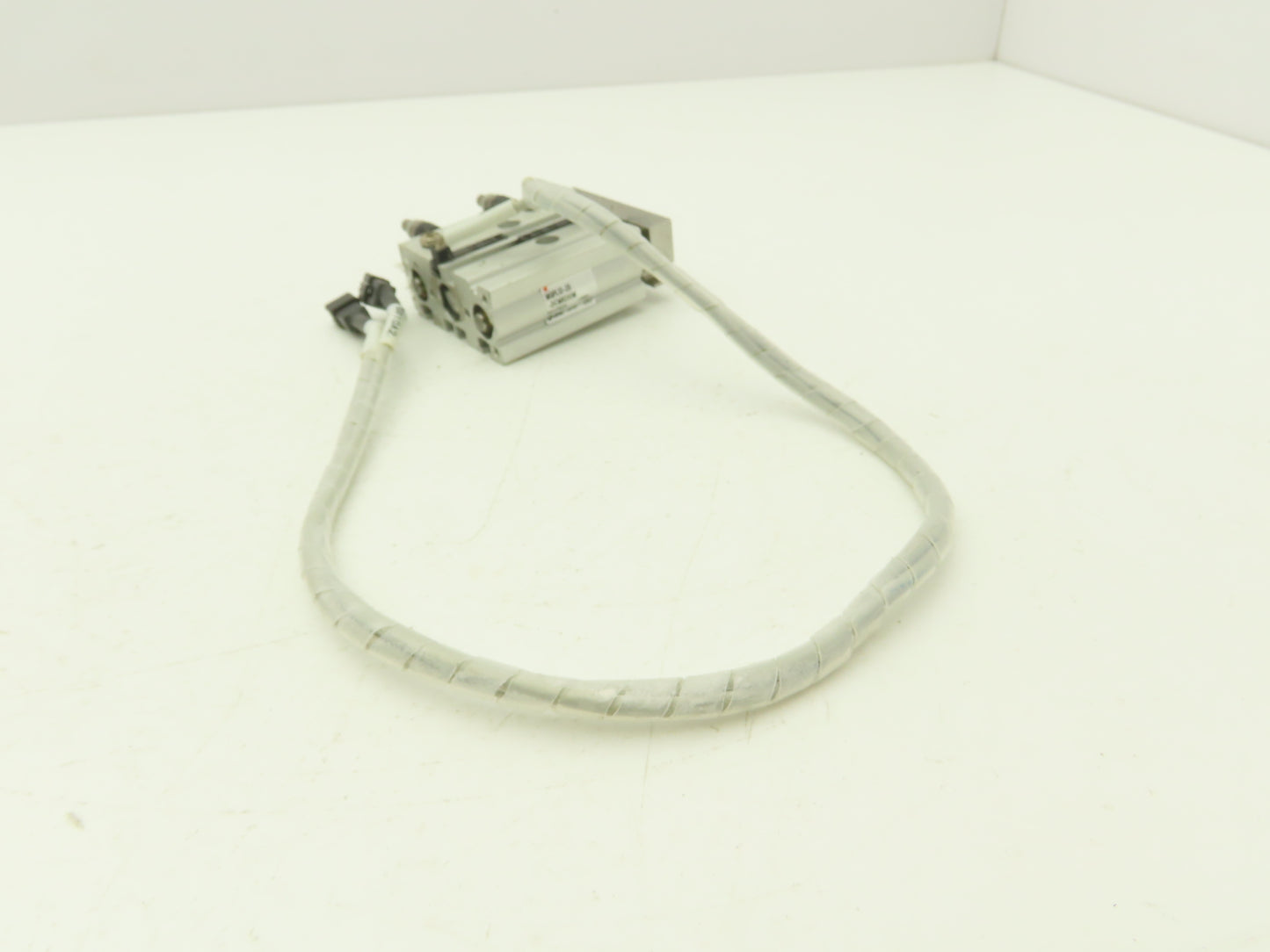 SMC MGPL12-25-DCM8230M Compact Guide Cylinder Ball Brg 12mm Bore W/Sensors