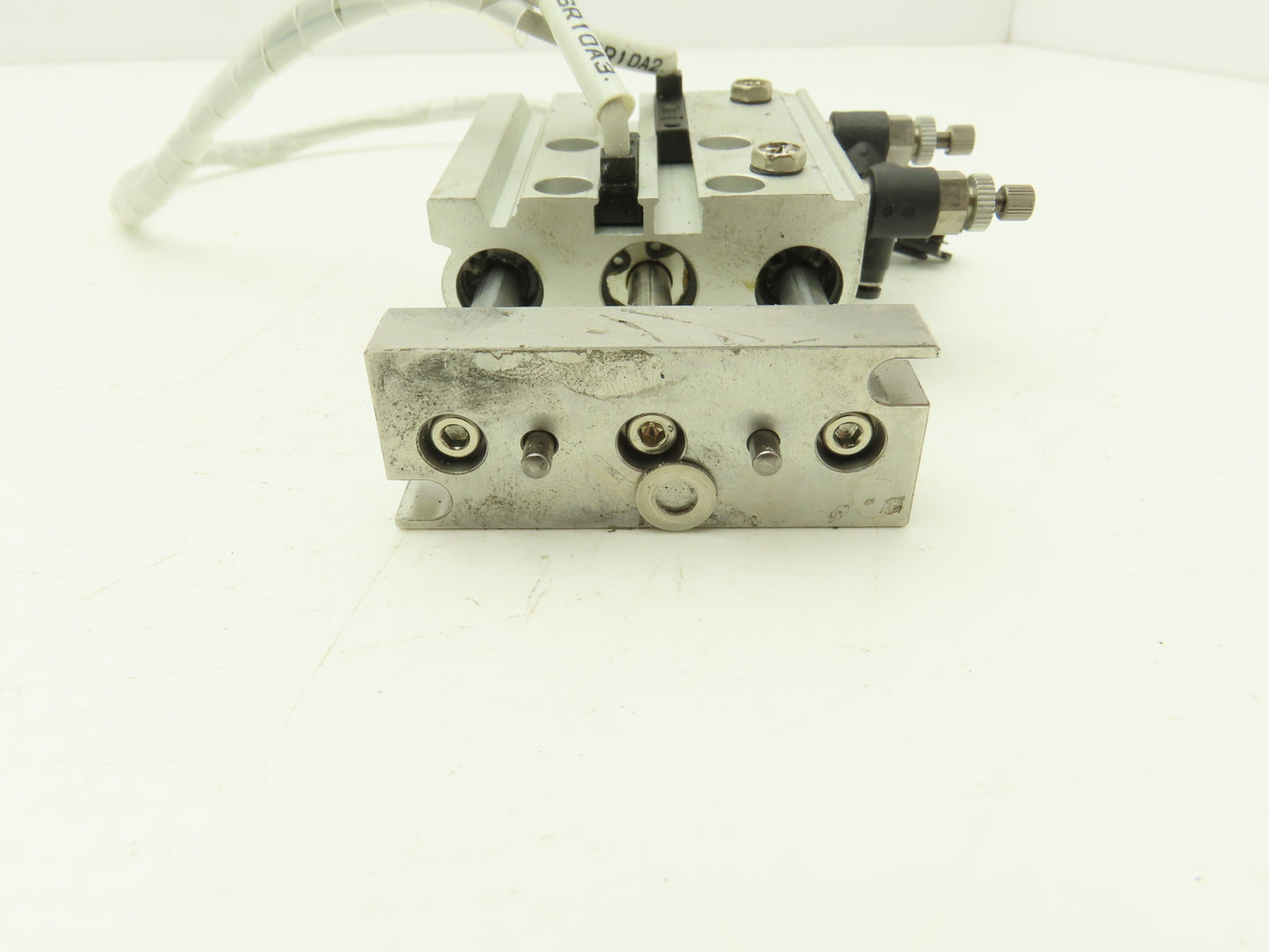 SMC MGPL12-25-DCM8230M Compact Guide Cylinder Ball Brg 12mm Bore W/Sensors