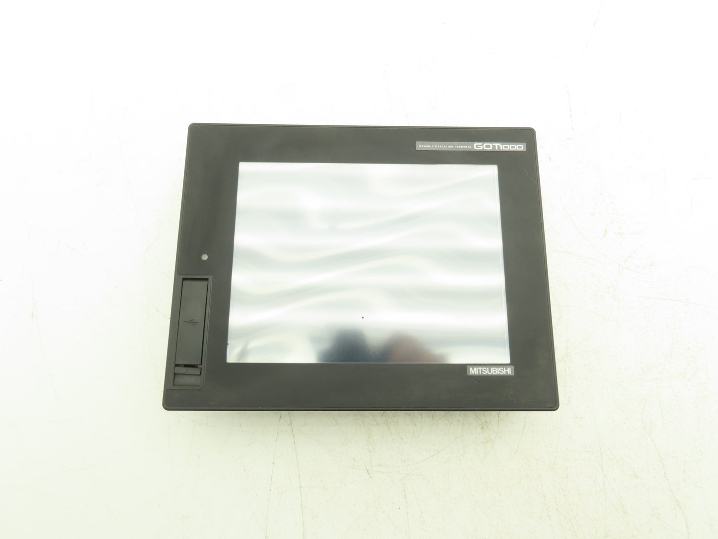 Mitsubishi GT1665M-VTBD 8.4" Color Touch Panel SVGA 800x600p 24VdC Color LCD