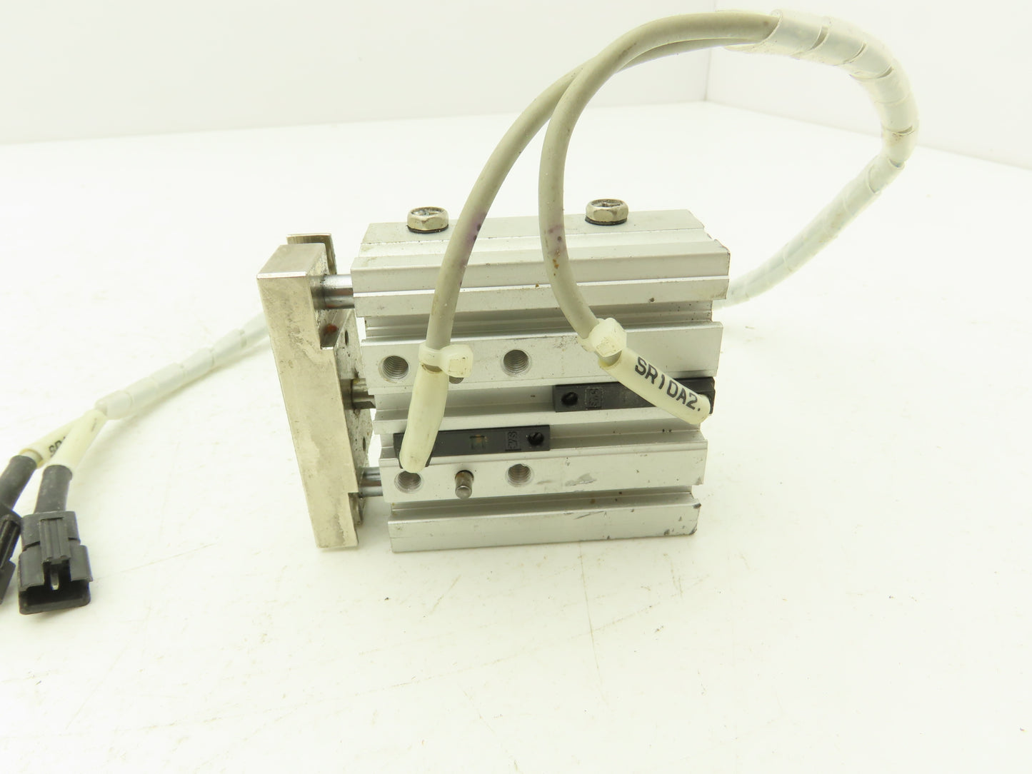 SMC MGPL12-25-DCK2367K Compact Guide Cylinder Ball Brg 12mm Bore W/Sensors