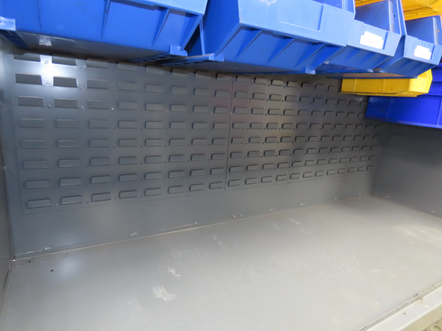 Durham SSC-227-95 Storage Cabinet 14 GA 227 Hook On Bins 60x24x84" Tool Parts