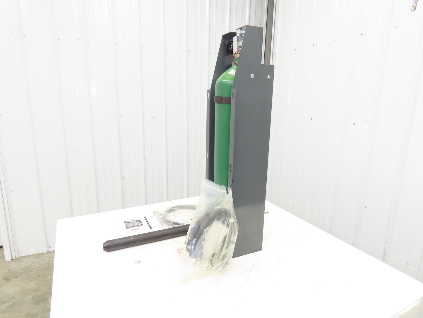 Haas 93-2562 VF3SS CNC Spindle Hydraulic Counterbalance Cylinder & Nitrogen Tank