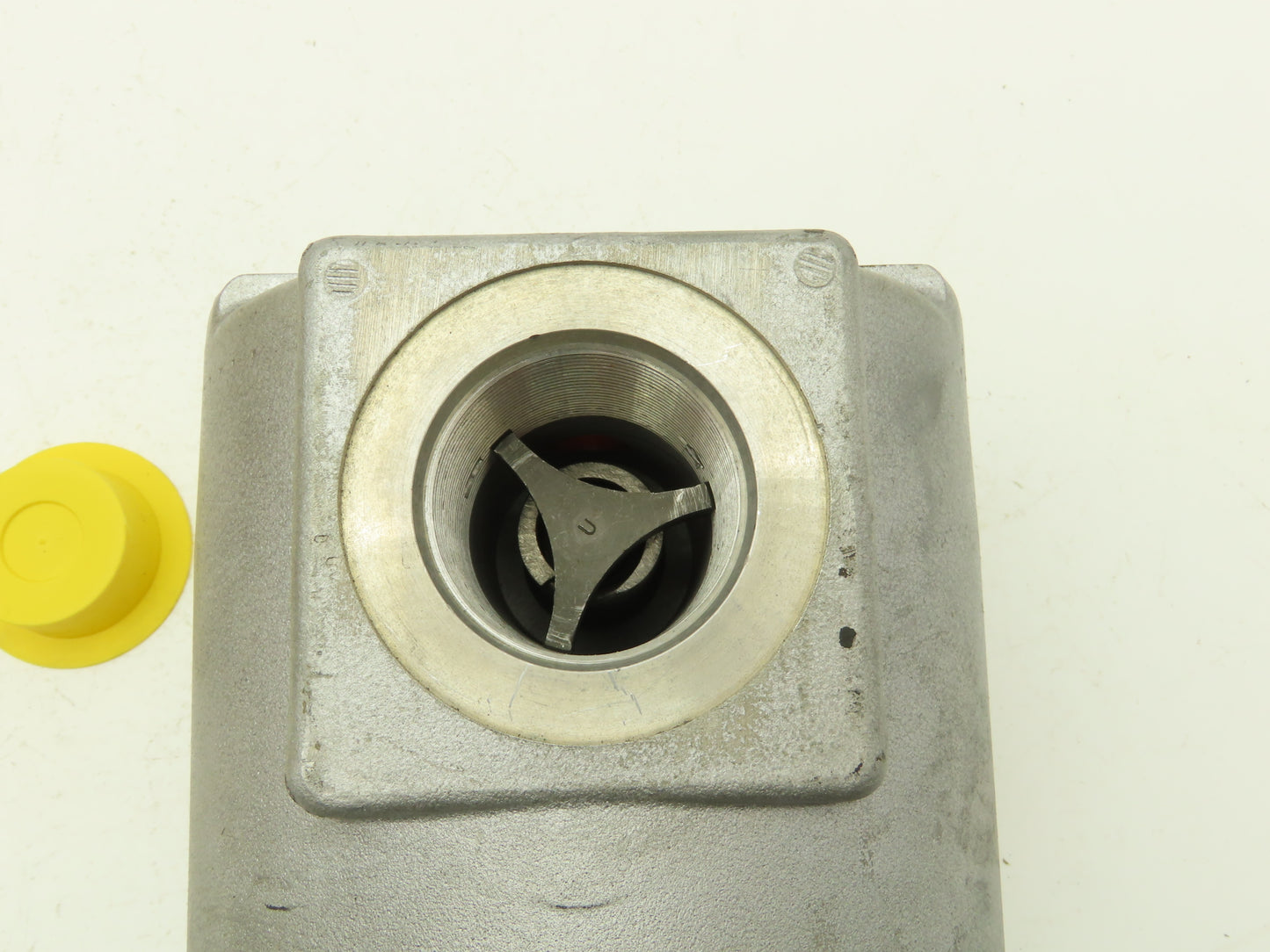 Hycon LFBNHC330G10D1 Hydraulic Oil Filter Housing Assy 1-1/2" NPT NO Filter
