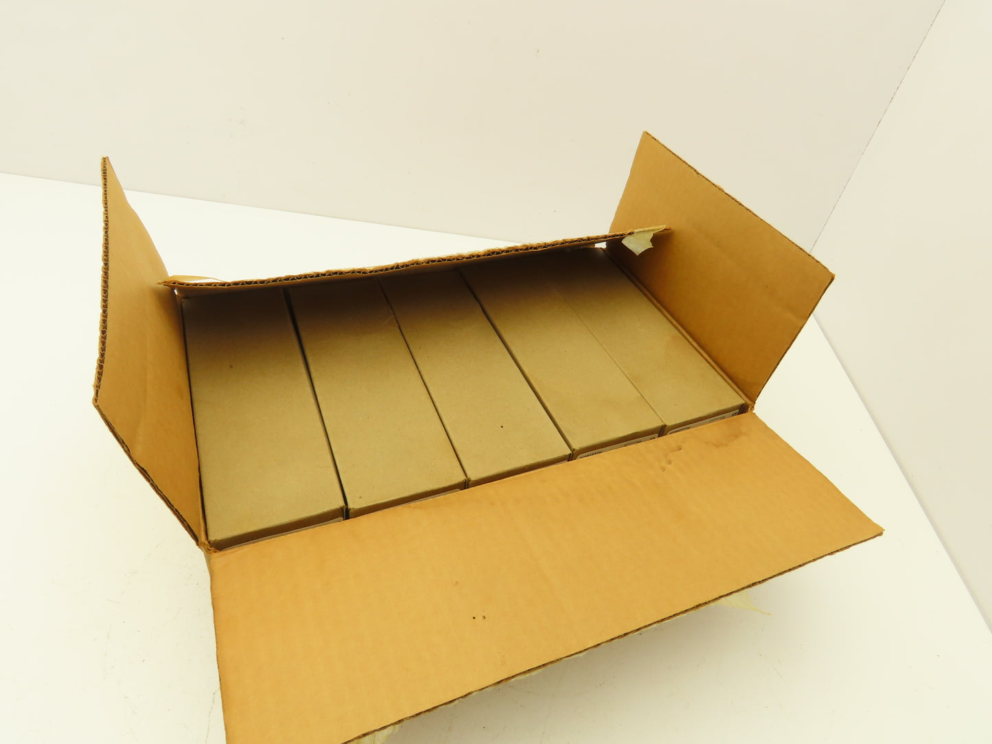 Hubbell OLL-5 LL Conduit Body Connector Size 1-1/2" 3-#1/0 AWG Lot of 5