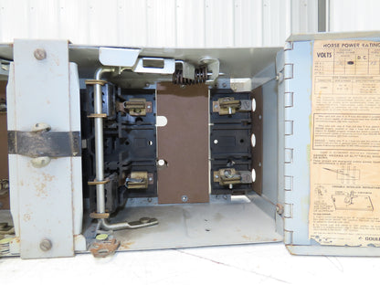 Gould Siemens V7E2213LR I-T-E Twin Vacu-Break Fusible Switch 100A 240VAC 1Ph