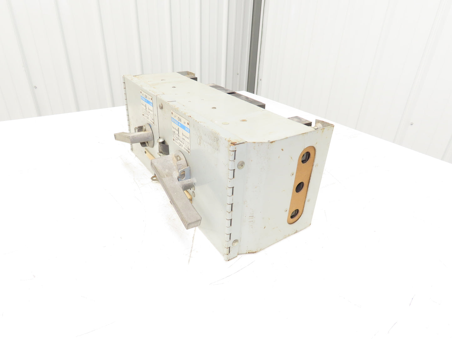 Gould Siemens V7E2213LR I-T-E Twin Vacu-Break Fusible Switch 100A 240VAC 1Ph