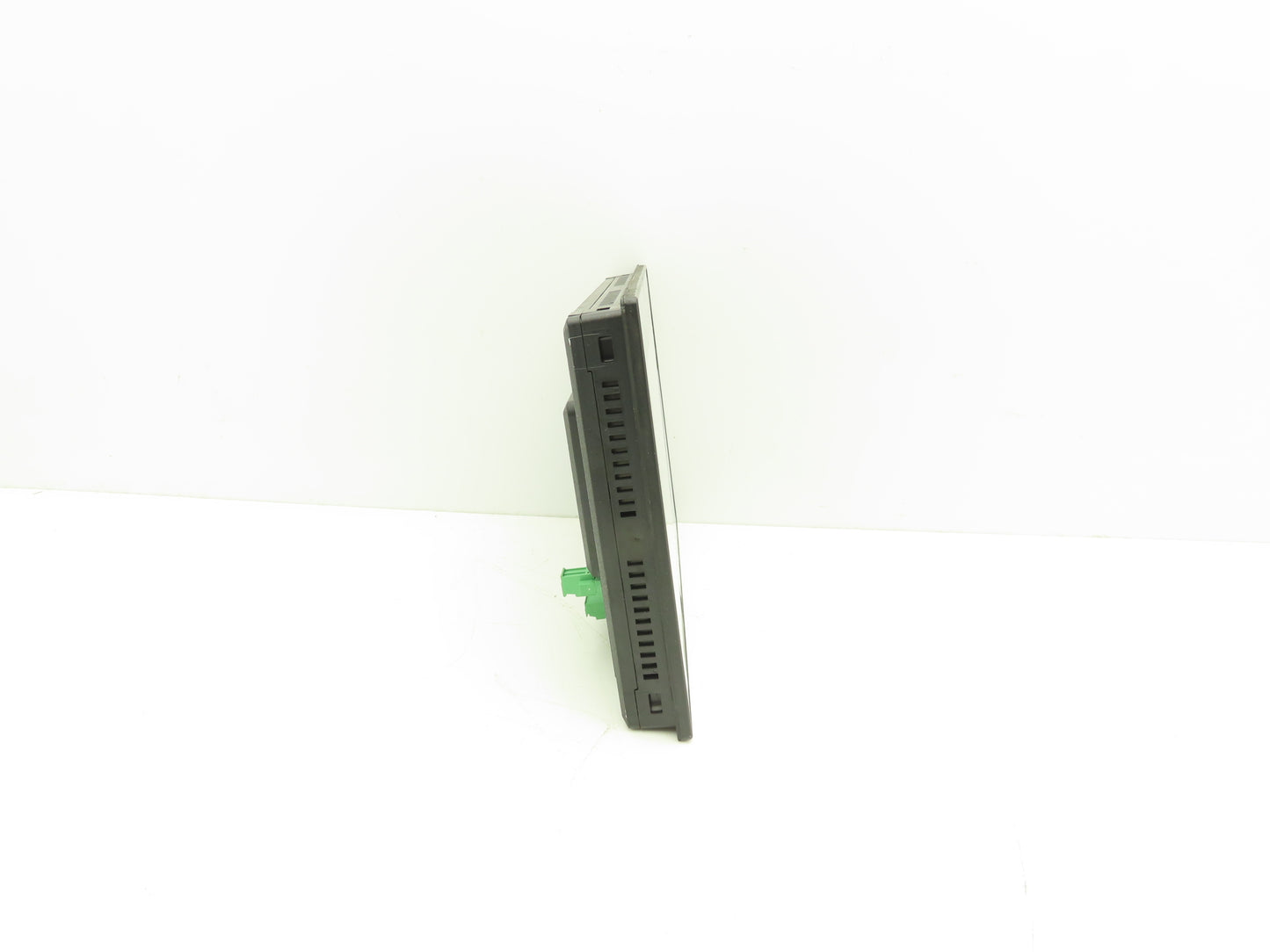 Keyence VT5-W10 10" Wide Screen Touch Panel 1024x600p 24VDC Color TFT LCD