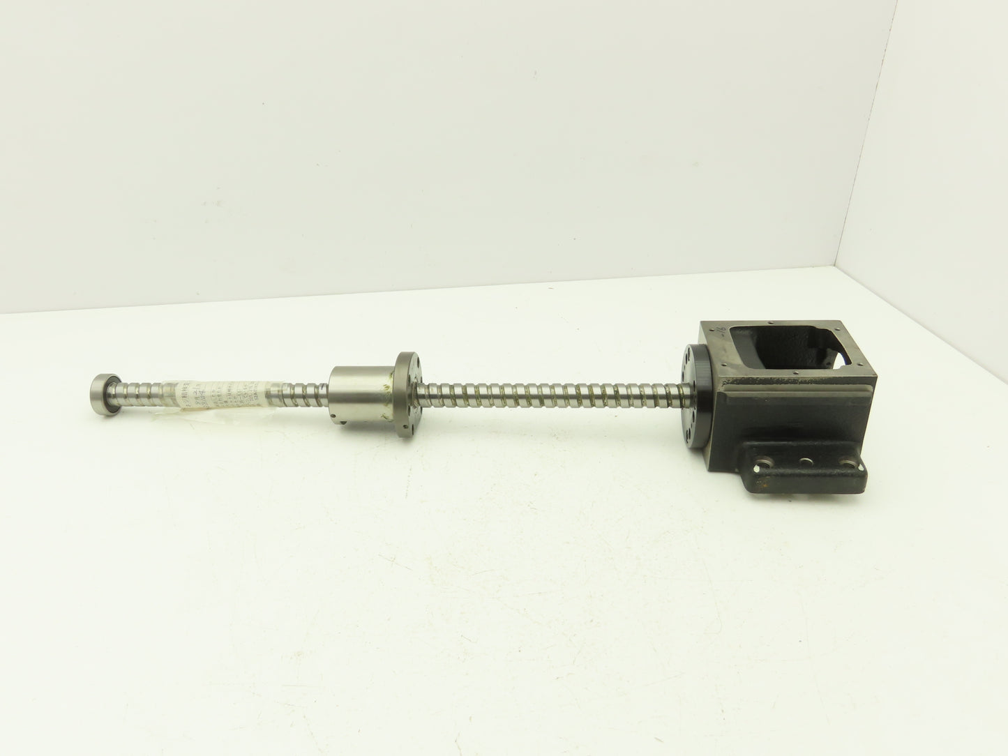M&S Industrial Equip W2004-733Z-C5Z Ball Screw Shaft/Screw 20mm x 570mm OAL 24"