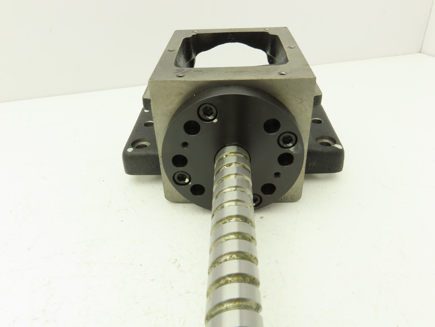 M&S Industrial Equip W2004-733Z-C5Z Ball Screw Shaft/Screw 20mm x 570mm OAL 24"