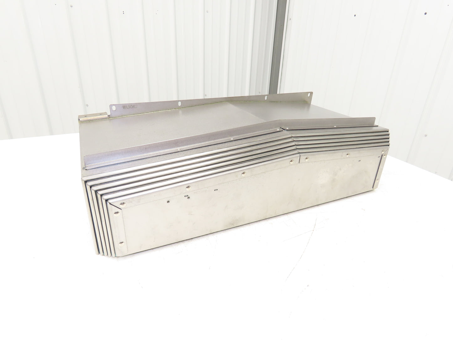 Wele AA-1365 CNC Machine Steel Way Cover X Axis Right Hand 720mm WL-1042A