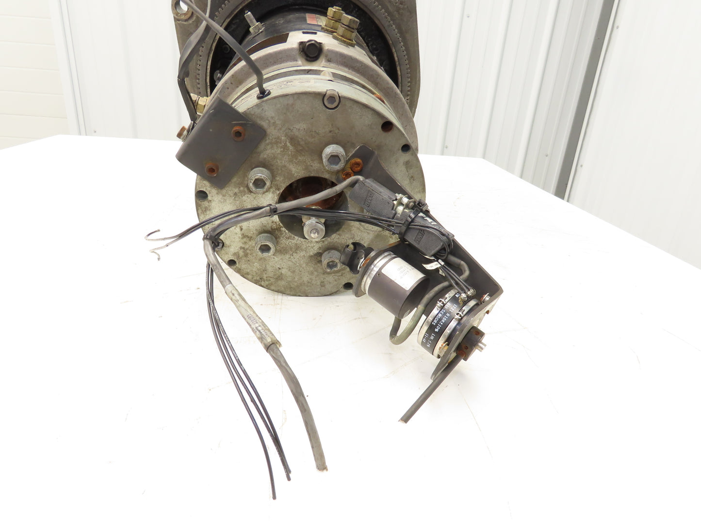 Raymond FD2-4002 36/48V DC Drive Motor Steering Swivel Wheel Hub Assy 410027