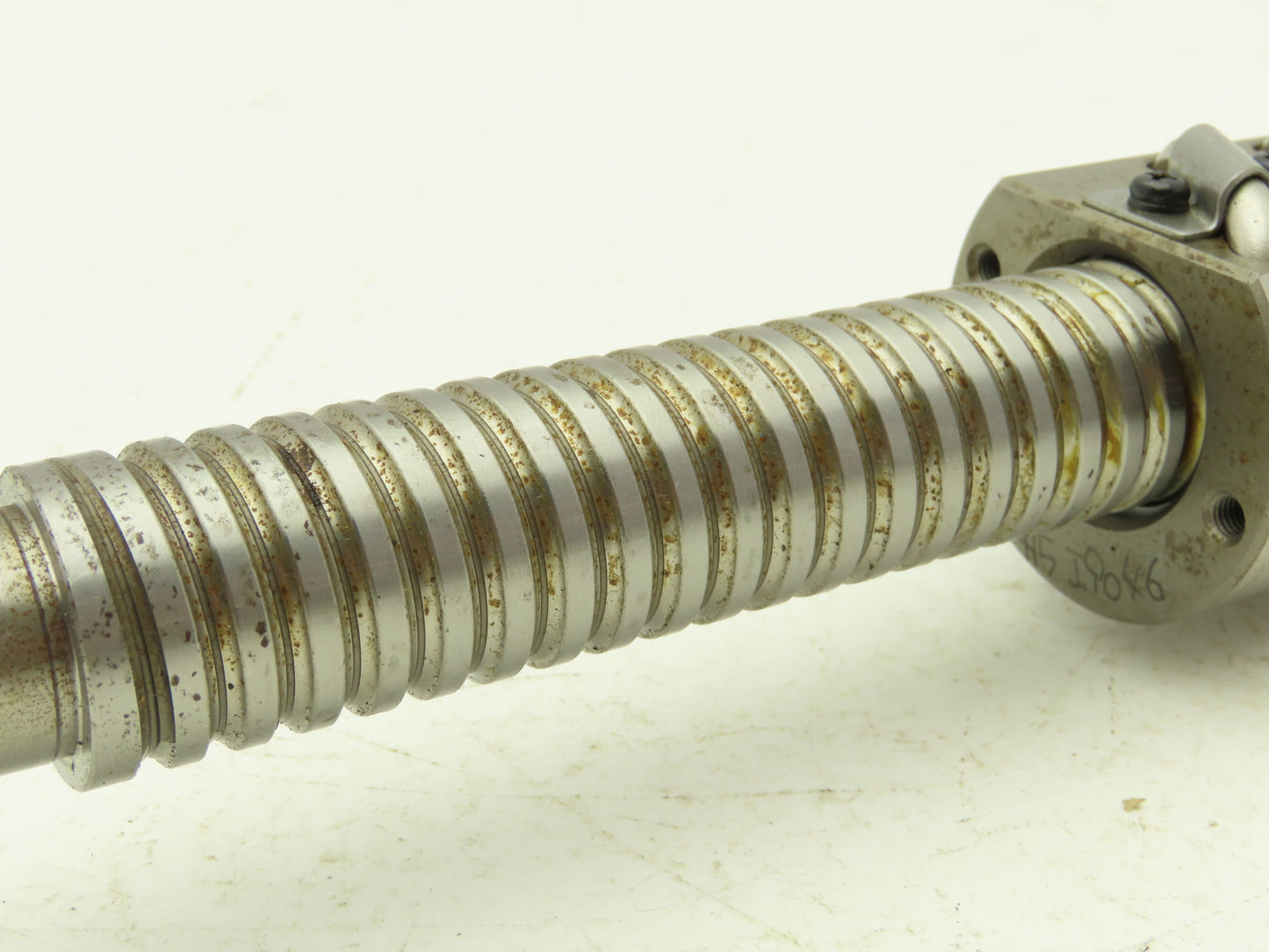Cincinnati Milacron H5-19046 Ball Screw Shaft Linear Actuator 28-1/2" OAL x 28mm