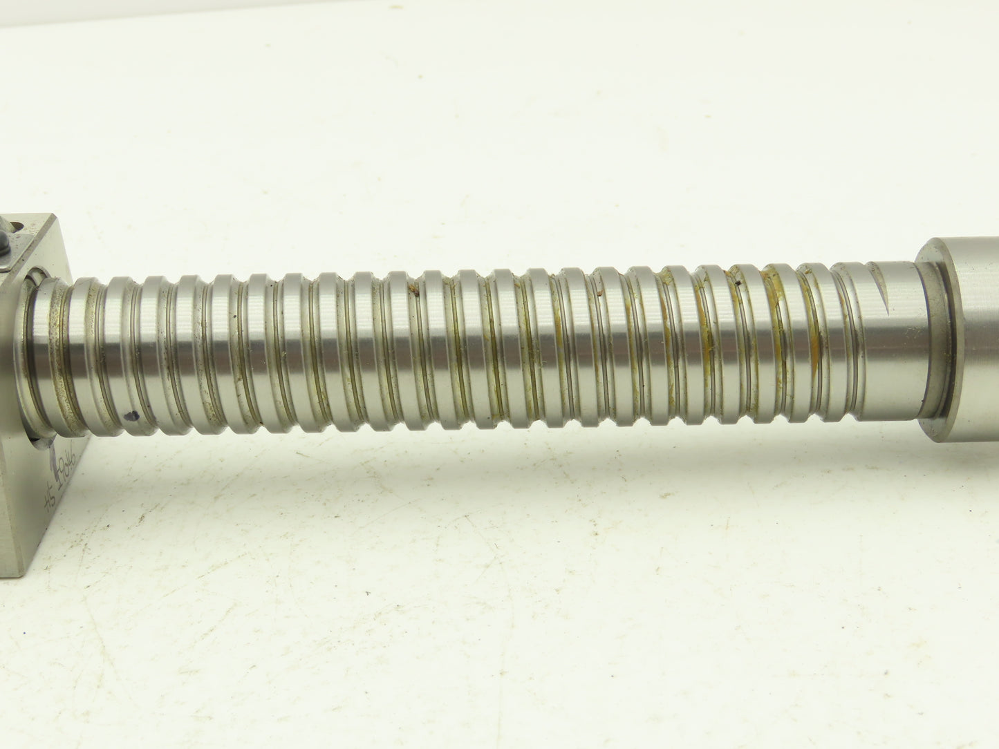 Cincinnati Milacron H5-19046 Ball Screw Shaft Linear Actuator 28-1/2" OAL x 28mm