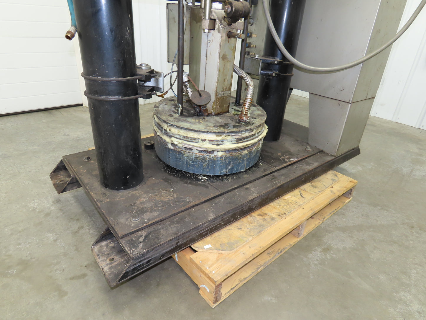 Graco 208-356 Therm-O-flow Hot Melt Drum Unloader 55 Gallon Bulldog 31:1 Ratio