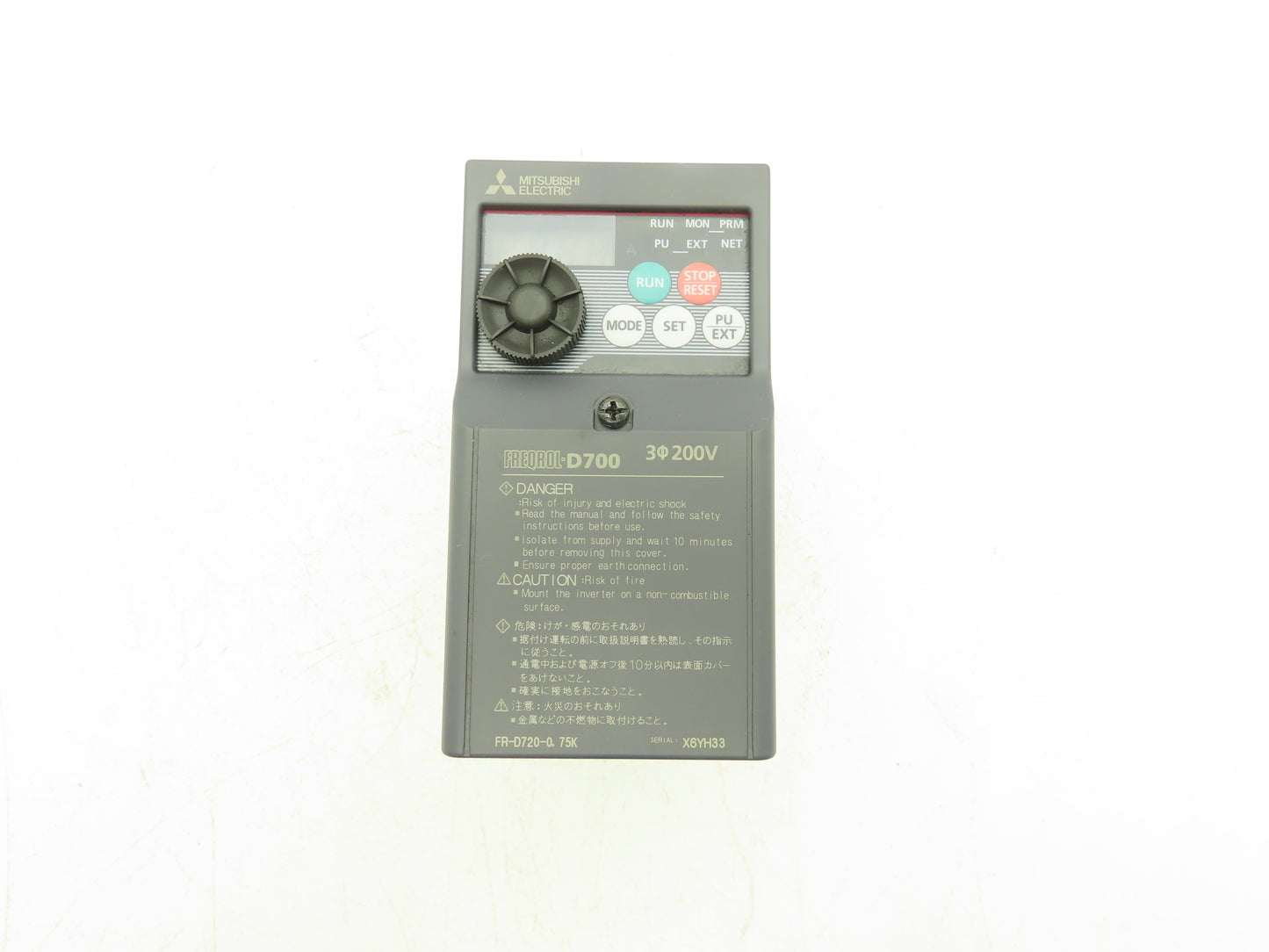 Mitsubishi FR-D720-0.75K Freqrol D700 VFD Inverter AC Drive 1Hp 240V 3Ph