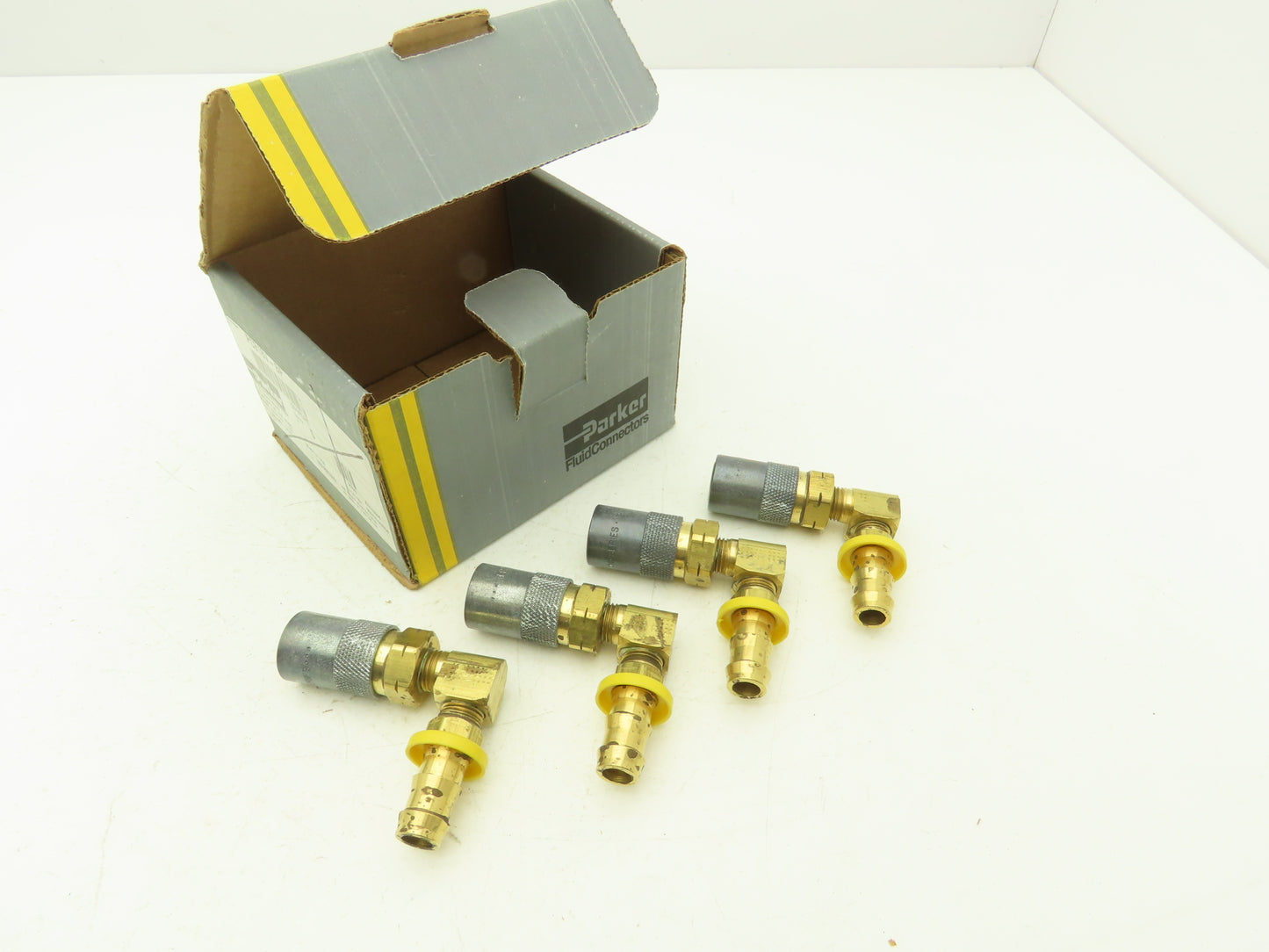 Parker PC318V-BP Mold Coolant Quick Coupling 90 Deg Barb 1/2" Hose ID Lot of 4