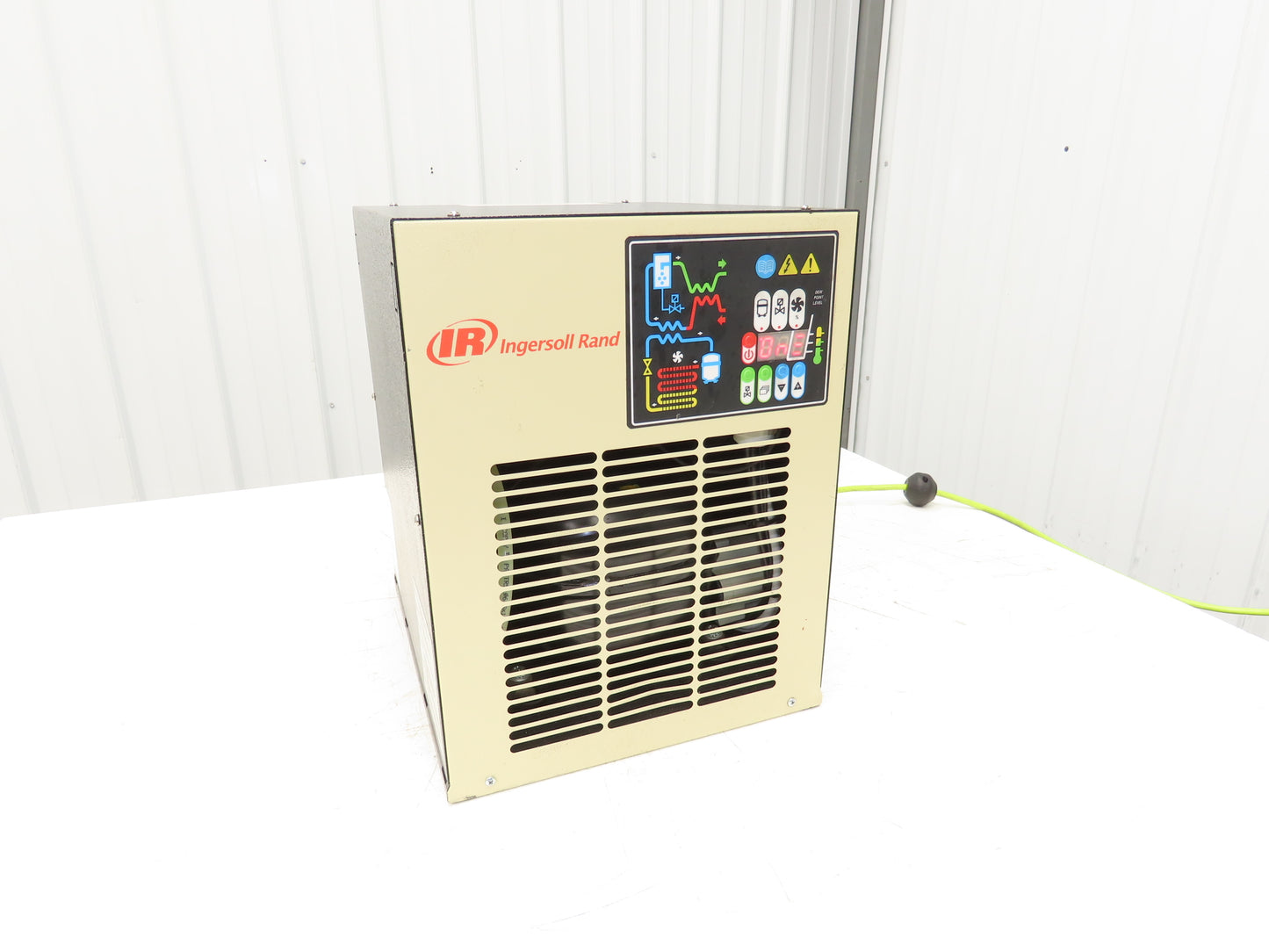 Ingersoll Rand D12IN Refrigerated Air Dryer 7cfm 101psi .22kw 115V Non-Cycling