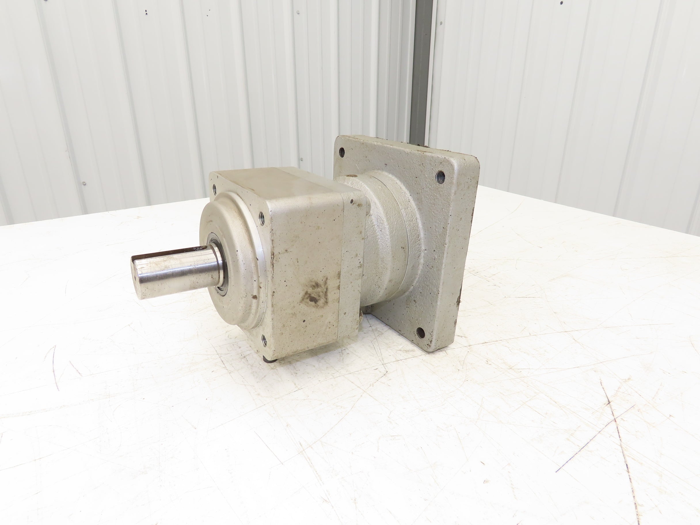 Nidec-Shimpo VRSF-5E-2000 Inline Planetary Able Reducer Gear Head 5:1 ...