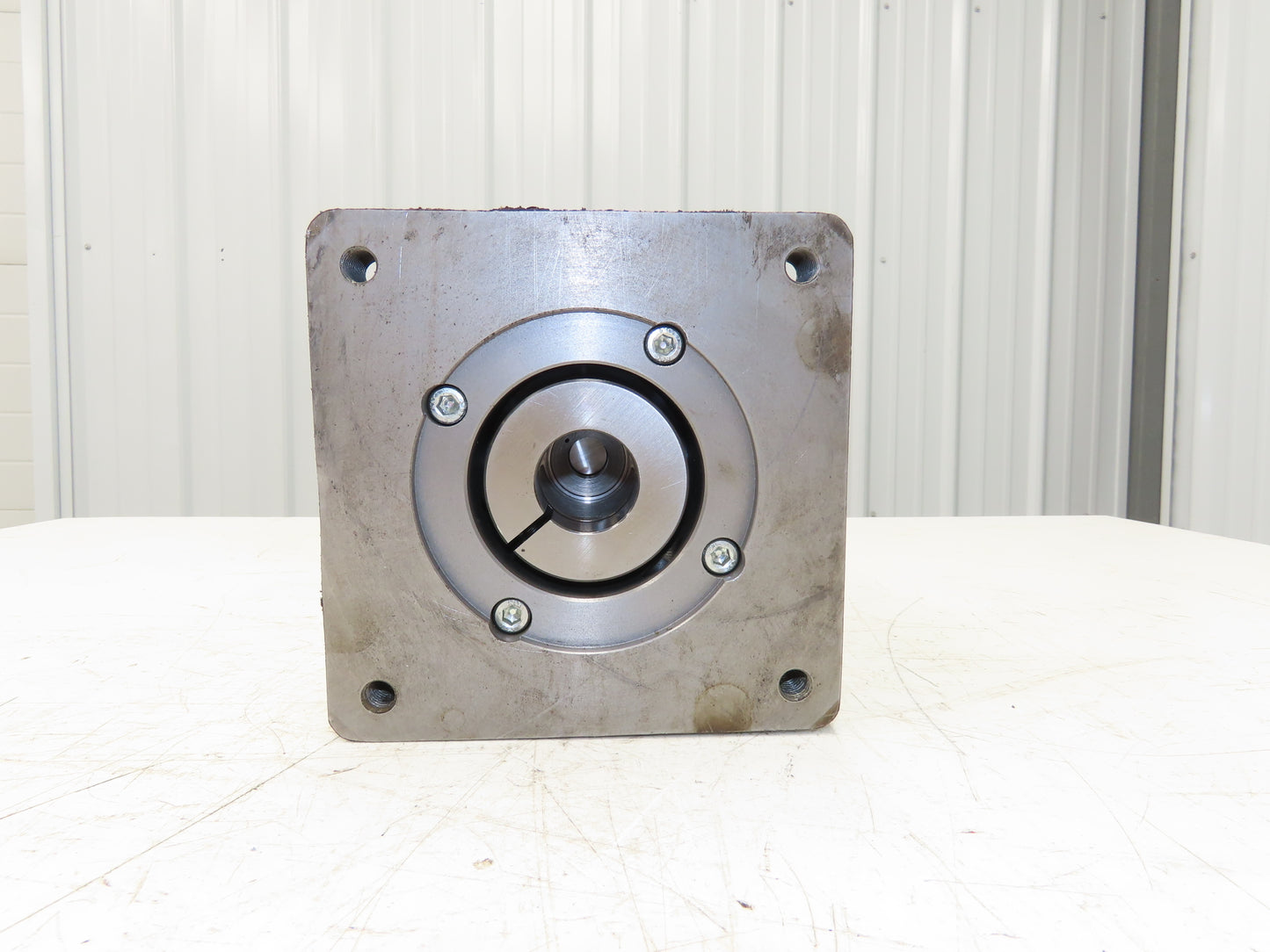 Nidec-Shimpo VRSF-5E-2000 Inline Planetary Able Reducer Gear Head 5:1 Ratio