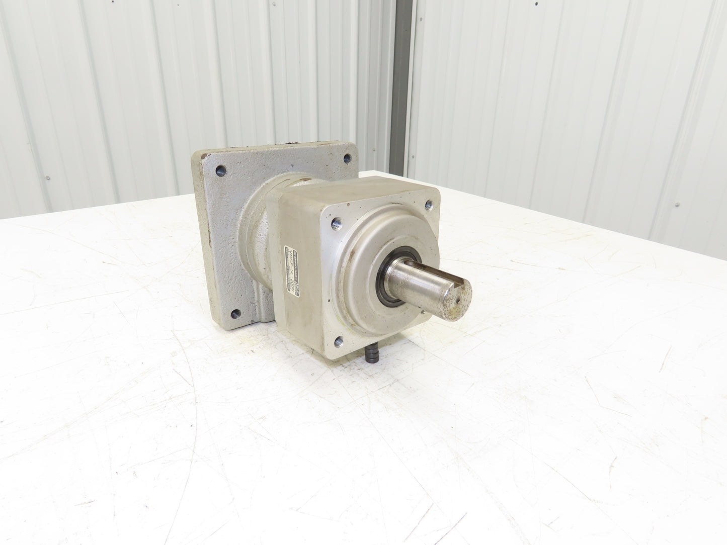 Nidec-Shimpo VRSF-5E-2000 Inline Planetary Able Reducer Gear Head 5:1 Ratio
