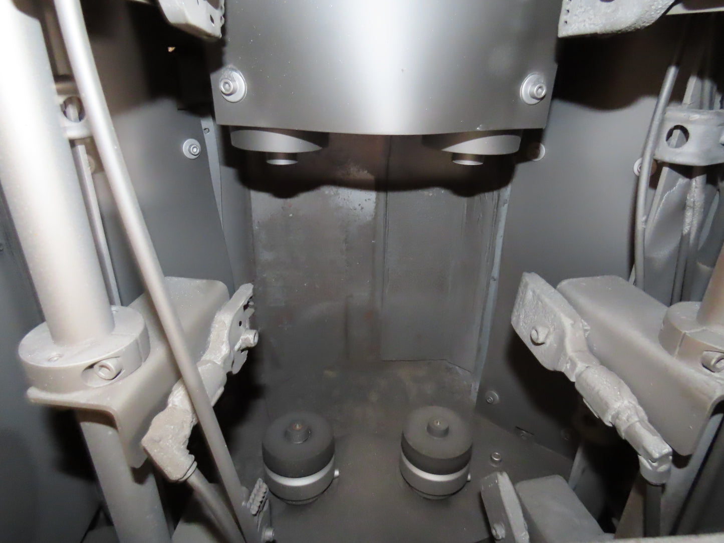 Fuji Pneuma-Blaster Automatic Rotary Air Blower Shot Blaster & Dust Collector