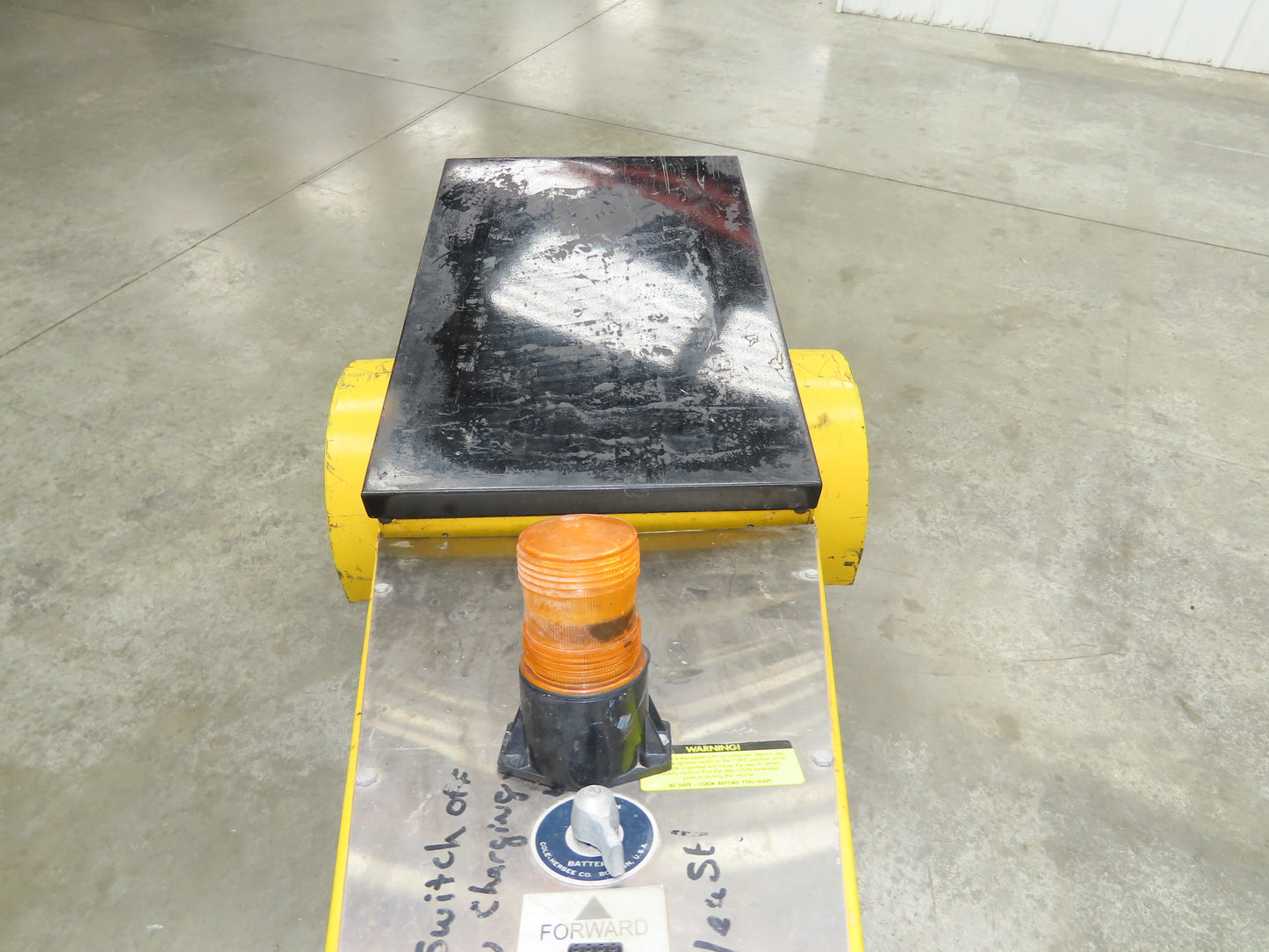 Nu Star Super Power Pusher 36V Electric Trailer Mover 2 Wheel Motorized Tugger