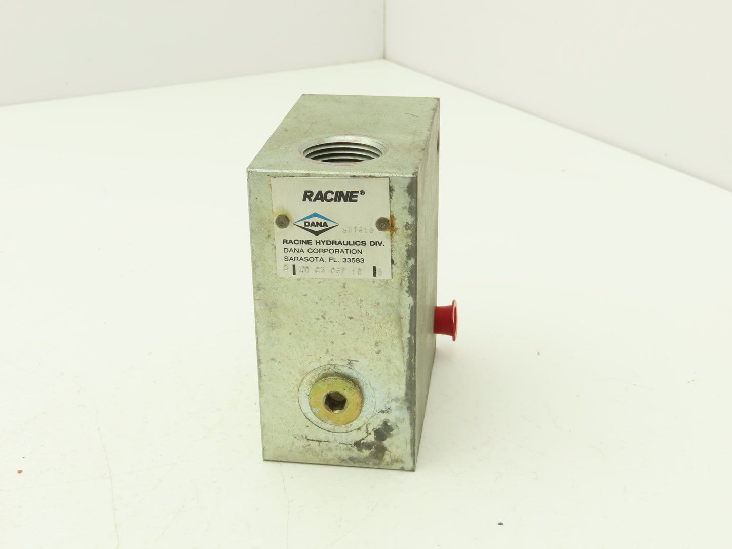 Dana 987618 Hydraulic Manifold Block W Flow Control Valve