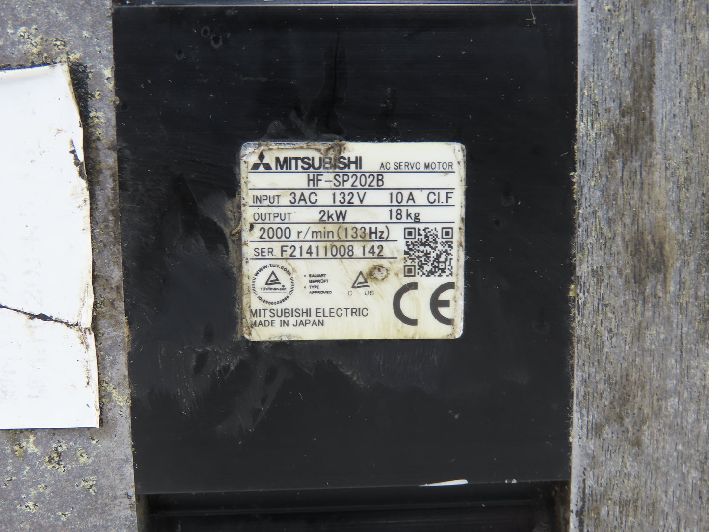 Mitsubishi HF-SP202B Servo Brake Motor 2kW 2000 RPM 132V 3PH Encoder 0BA18-100