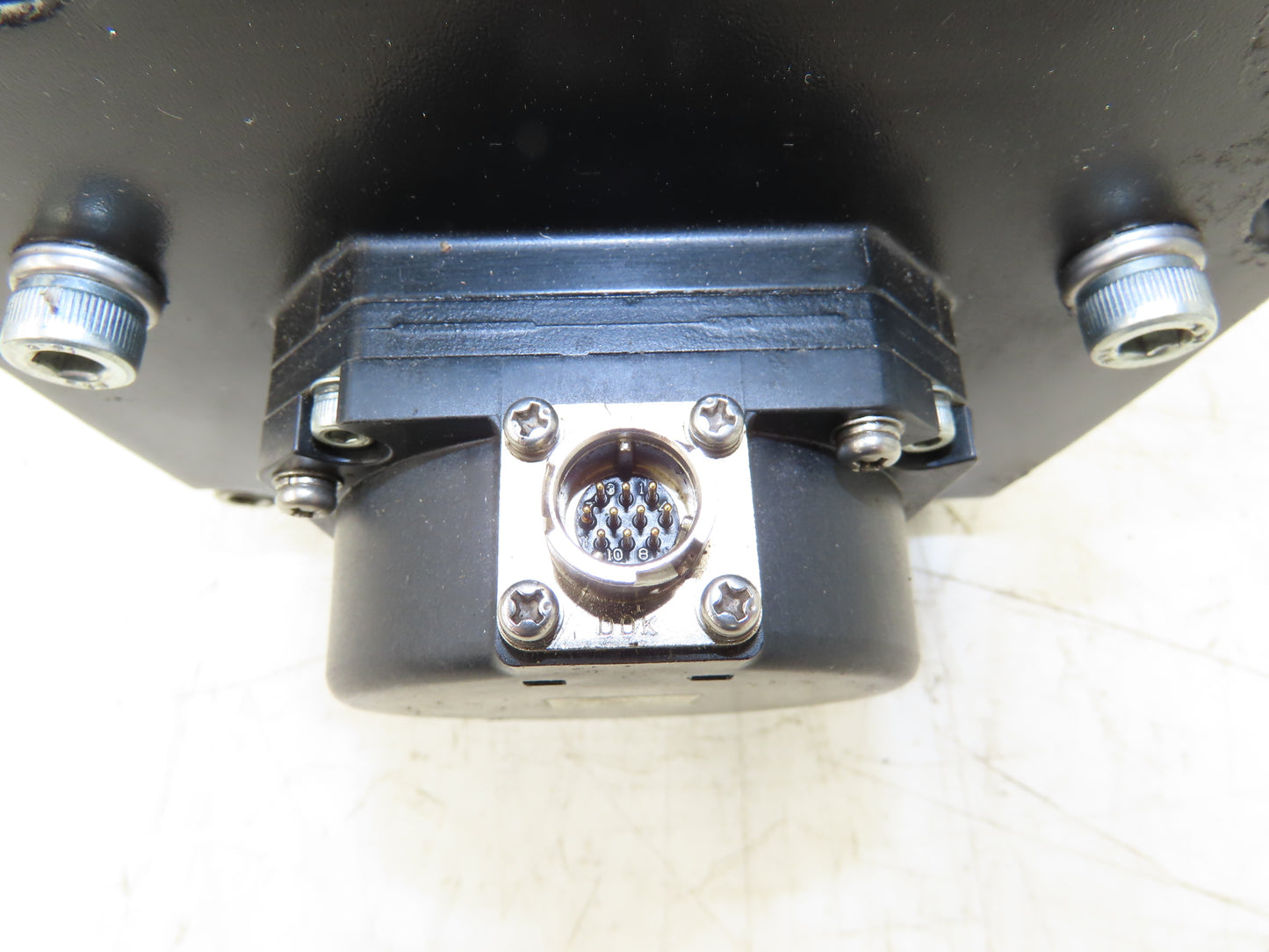 Mitsubishi HF-SP202B Servo Brake Motor 2kW 2000 RPM 132V 3PH Encoder 0BA18-100