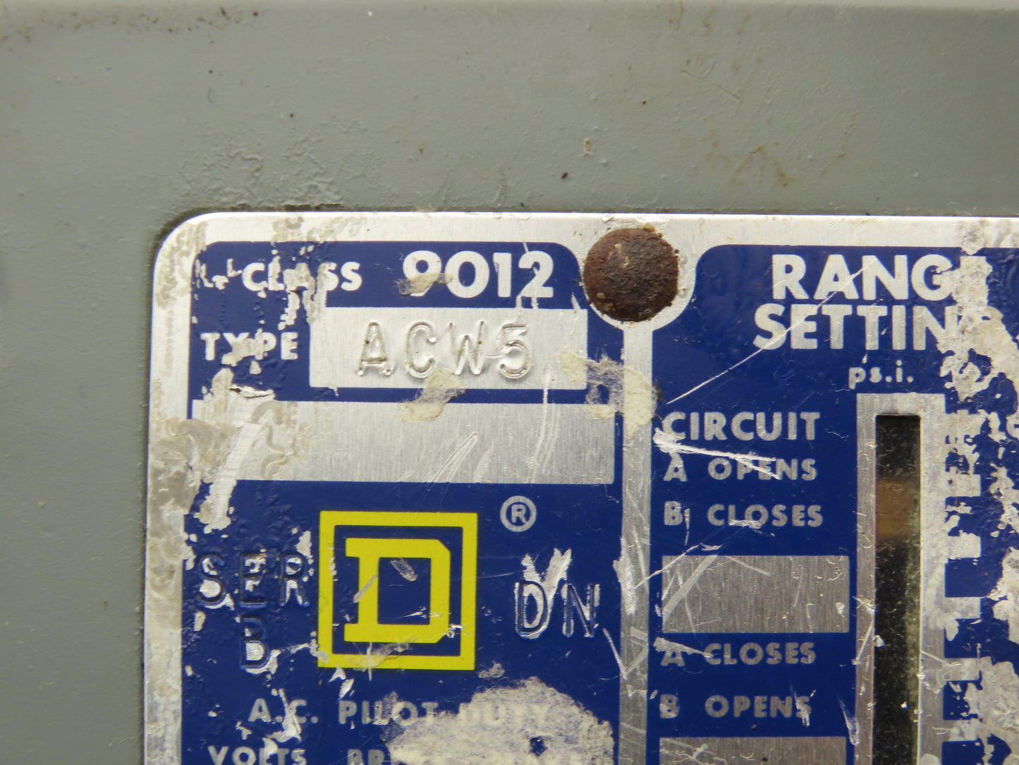 Square D 9012ACW5 Adjustable Pressure Switch 1-75 PSI 4-15 Differential