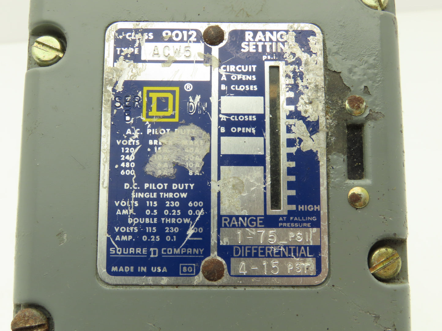 Square D 9012ACW5 Adjustable Pressure Switch 1-75 PSI 4-15 Differential