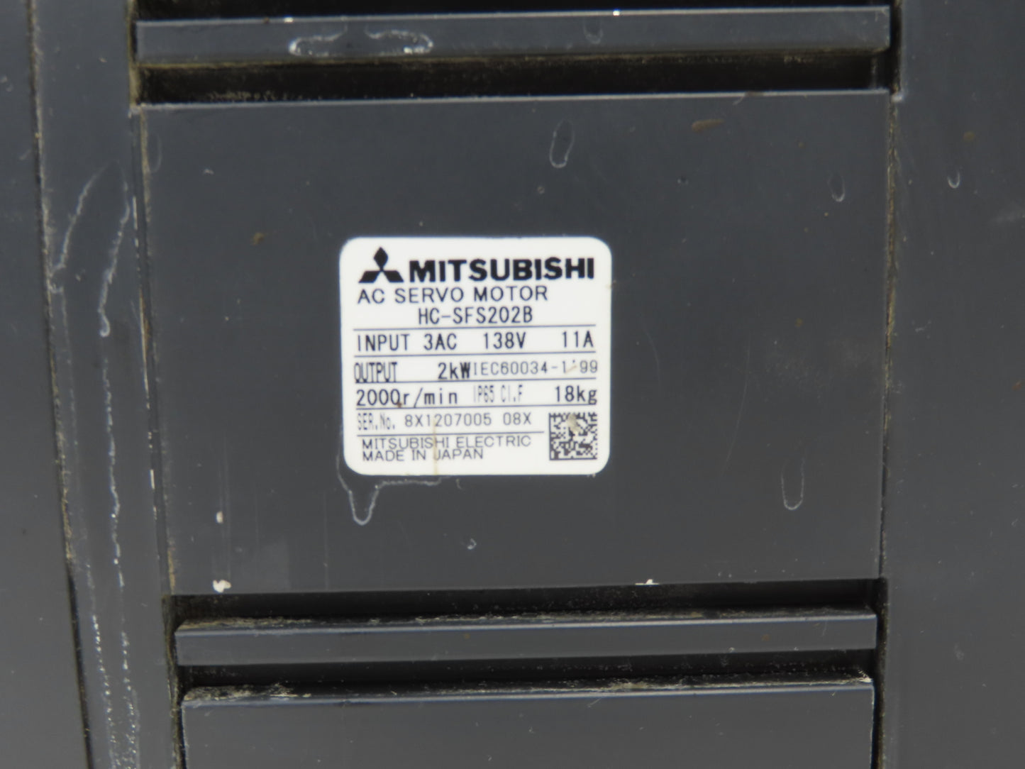 Mitsubishi HC-SFS202B Servo Brake Motor 2kW 2000 RPM 138V 3PH Encoder OSA18-130