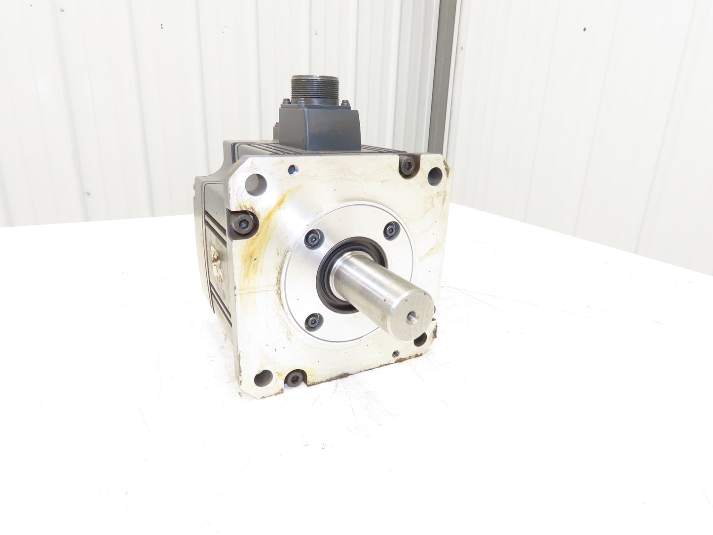 Mitsubishi HC-SFS202B Servo Brake Motor 2kW 2000 RPM 138V 3PH Encoder OSA18-130