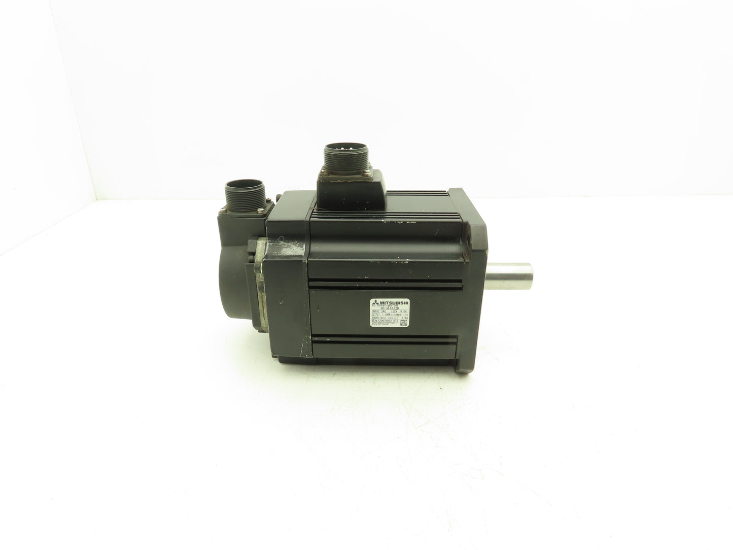 Mitsubishi HC-SFS152B AC Servo Motor 1.5kw 122V 3PH 2000rpm W/Encoder OSA18-130