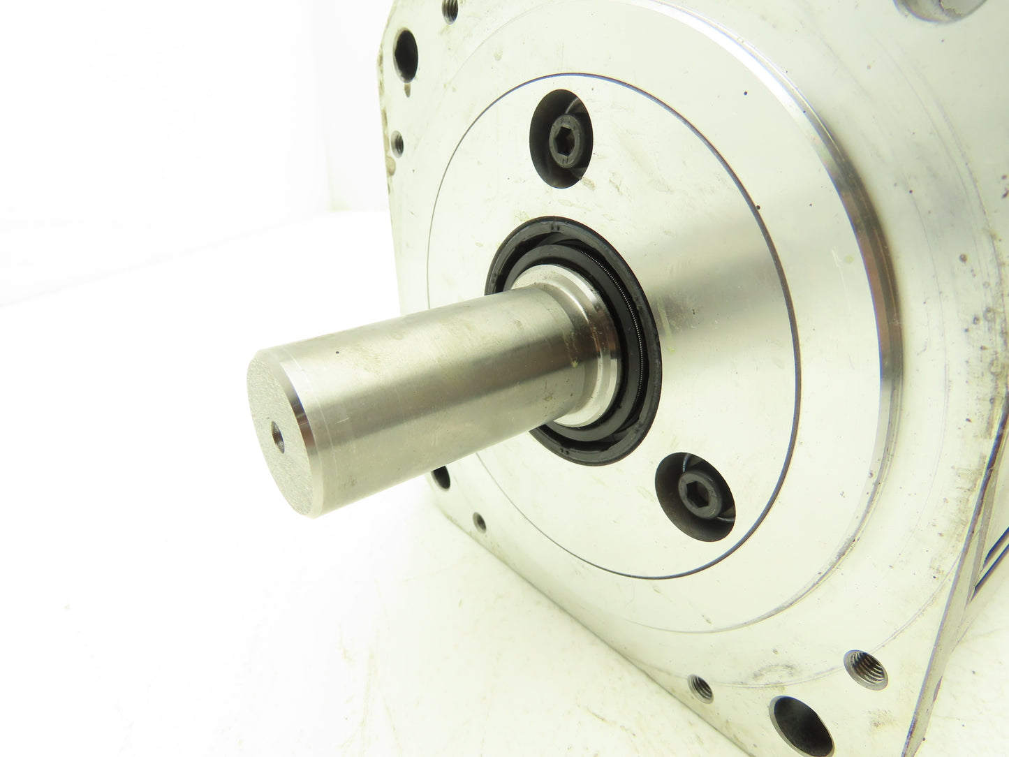 Mitsubishi HC-SFS152B AC Servo Motor 1.5kw 122V 3PH 2000rpm W/Encoder OSA18-130