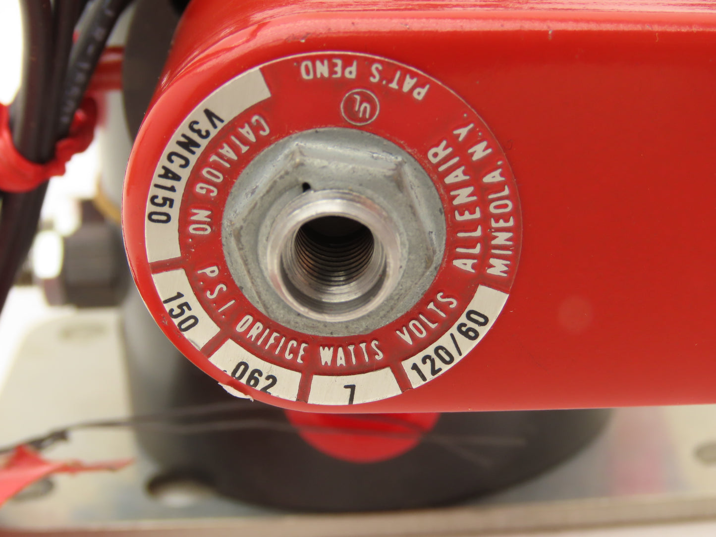 Allenair VDS-OR-AA Pneumatic Solenoid Valve 1/4"NPT 120V