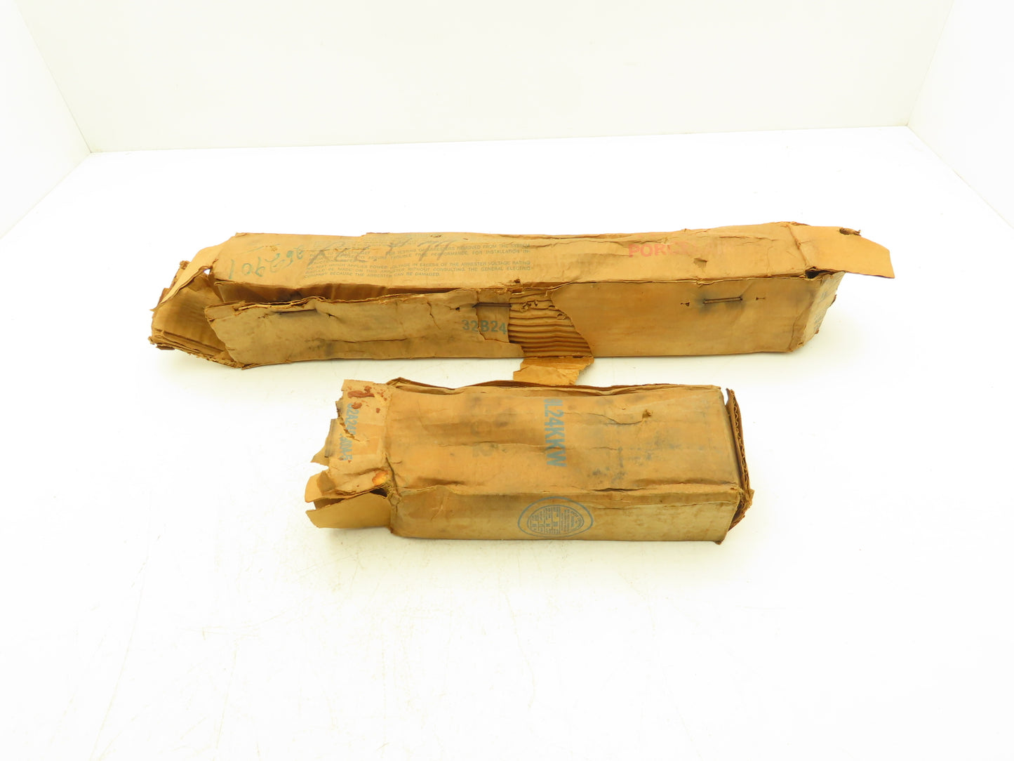 GE Tranquell Arrestor Rating 15kV MCV 12.70KV