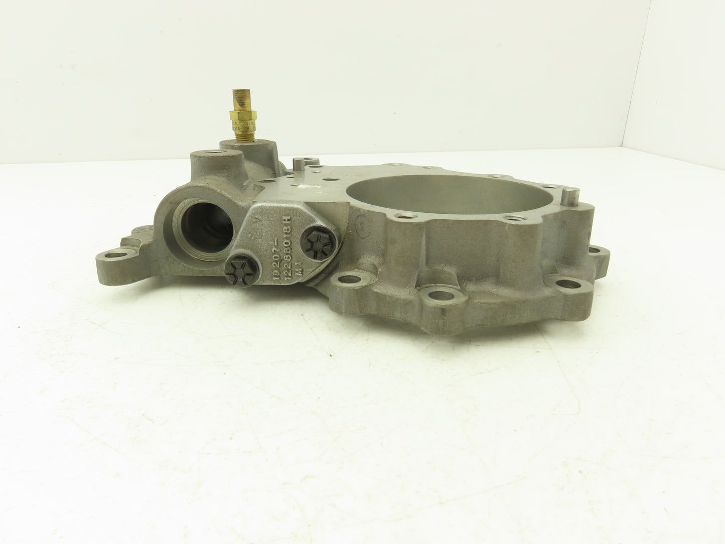 19207-ASSY-12321881 Directional Control Linear Valve Water Pump Military Surplus
