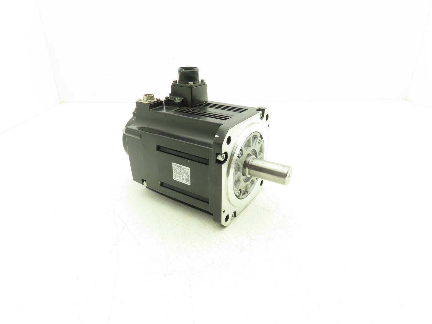 Mitsubishi HF-SP152B Servo Brake Motor 1.5kW 2000 RPM 126V 3PH Encoder 0BA18-100