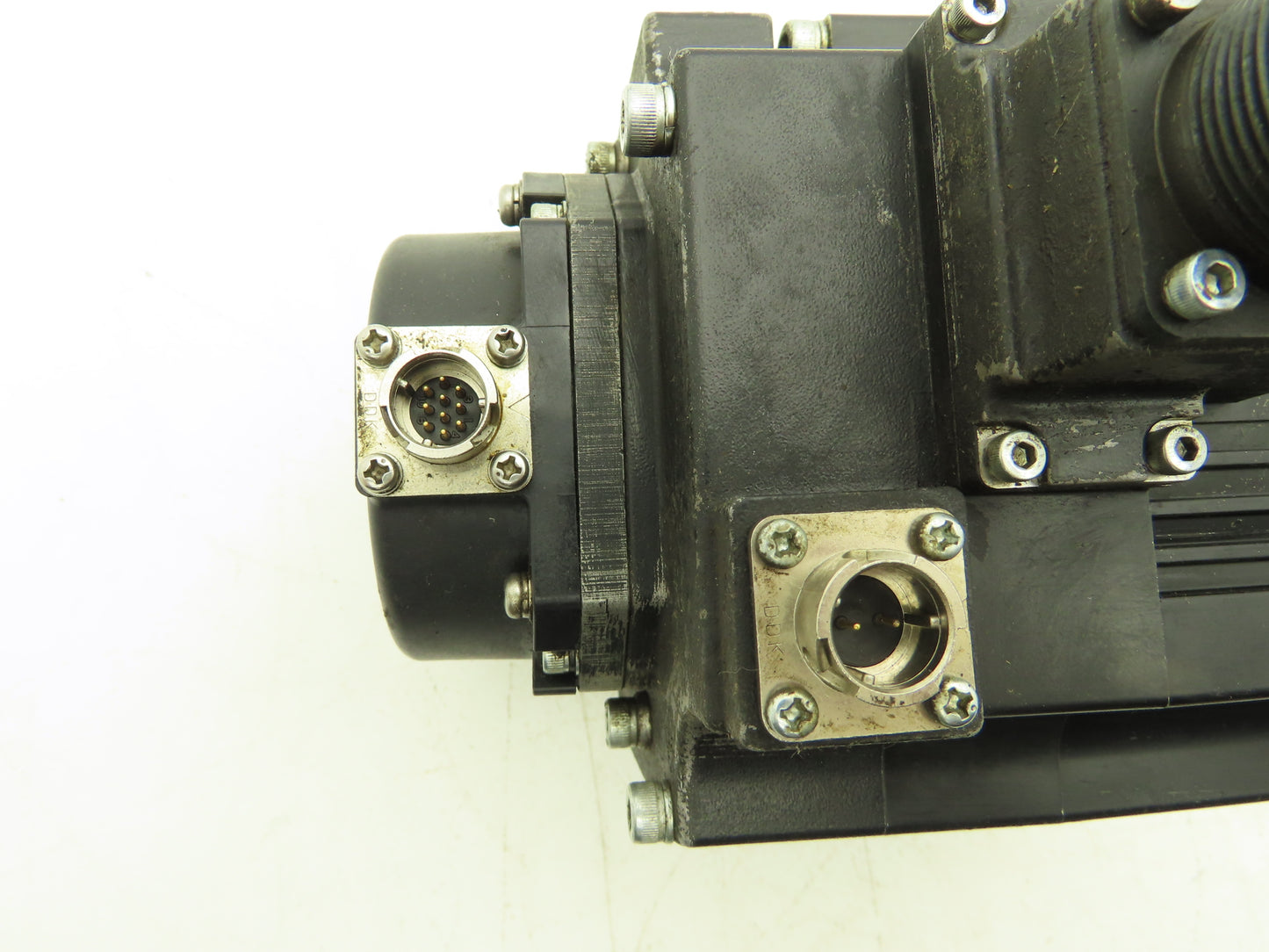 Mitsubishi HF-SP102B Servo Brake Motor 1kW 2000 RPM 125V 3PH Encoder 0BA18-100