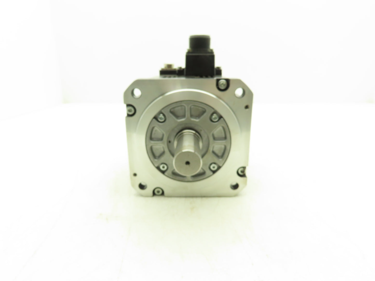 Mitsubishi HF-SP102B Servo Brake Motor 1kW 2000 RPM 125V 3PH 0BA18-100 *Read