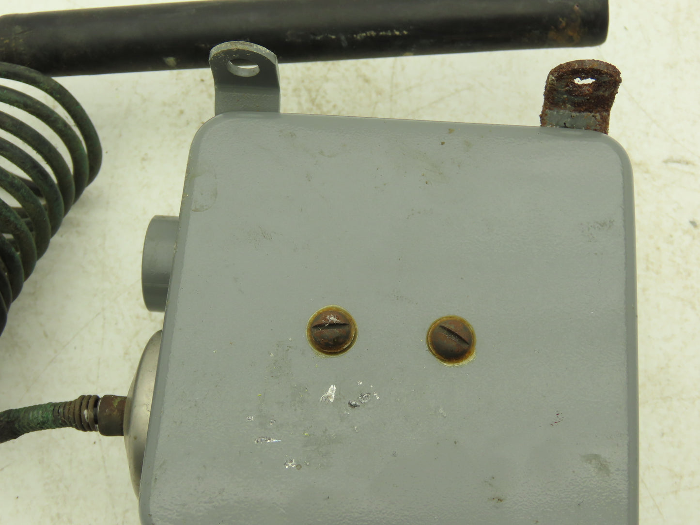 Johnson Controls A72AE Model 1 Penn Automatic Temperature Controller 25-90°F